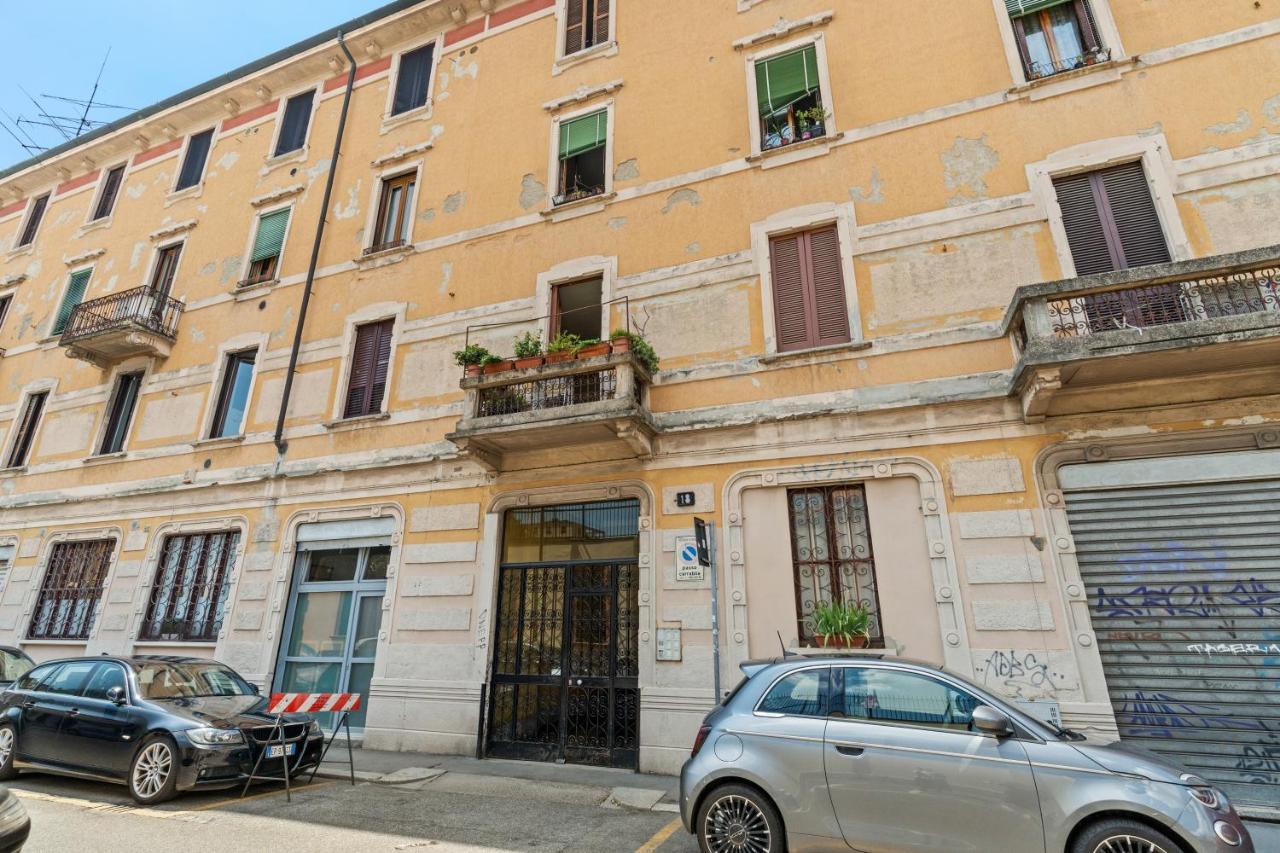 Апартаменты Navigli Charming Flat Милан Экстерьер фото